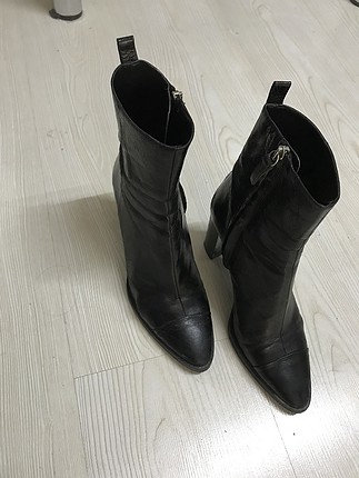 Zara bot