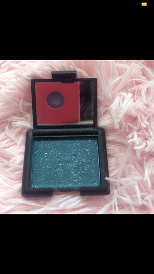 Nars far