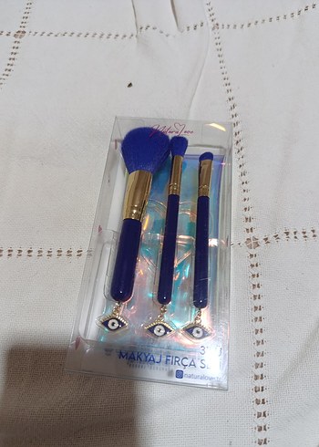 Kırmızı Makyaj Fırça Seti 3'lü - Görsel 2