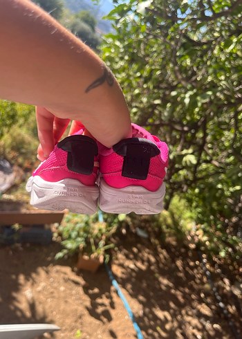23 Beden pembe Renk Nike pembe spor ayakkabı 23.5 numara
