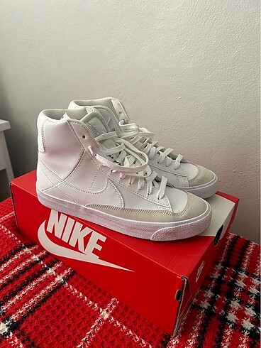 Nike blazer