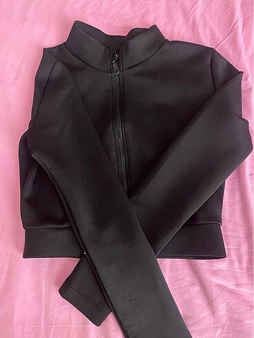 Crop siyah hırka