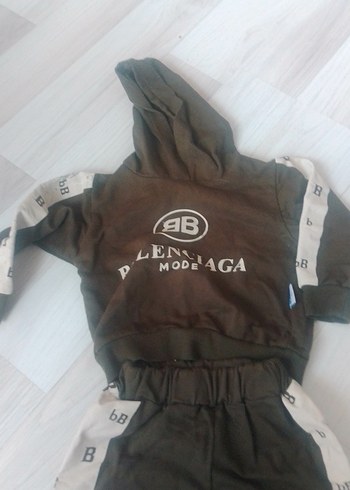 Düğmeli Kahverengi Erkek Çocuk Eşofman Takımı - Görsel 2