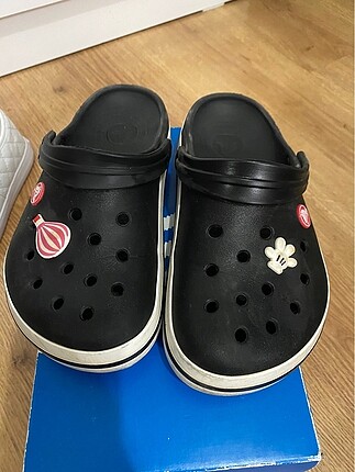 crocs terlik