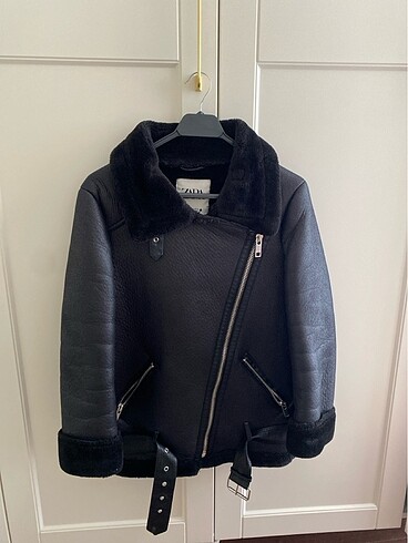 Zara mont