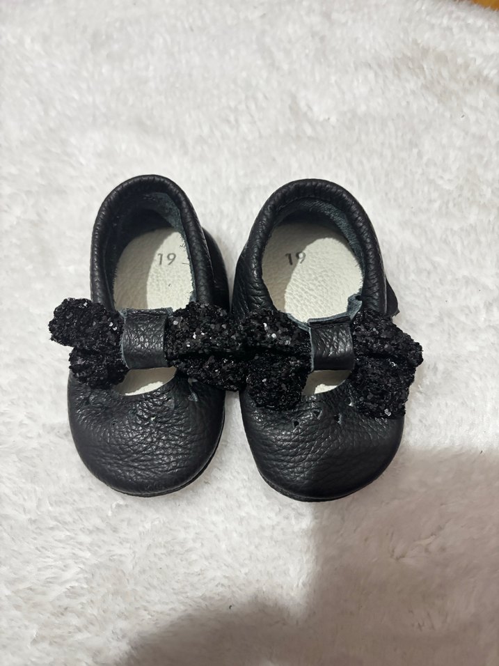 Kız Bebek Siyah Fiyonk Detaylı İlk Adım Ayakkabısı - Görsel 2