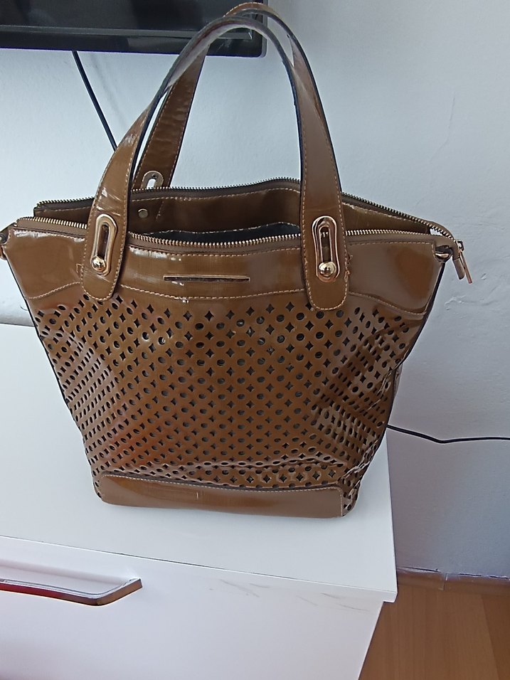 Parlak Kahverengi Deri Kadın Çanta - Görsel 3