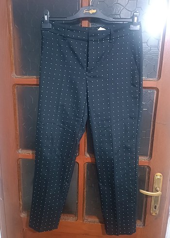 Düğmeli Siyah Puantiyeli Kumaş Kadın Pantolon - Görsel 2