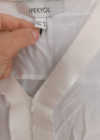 Beyaz V Yakalı Kadın Keten Gömlek - Görsel 5