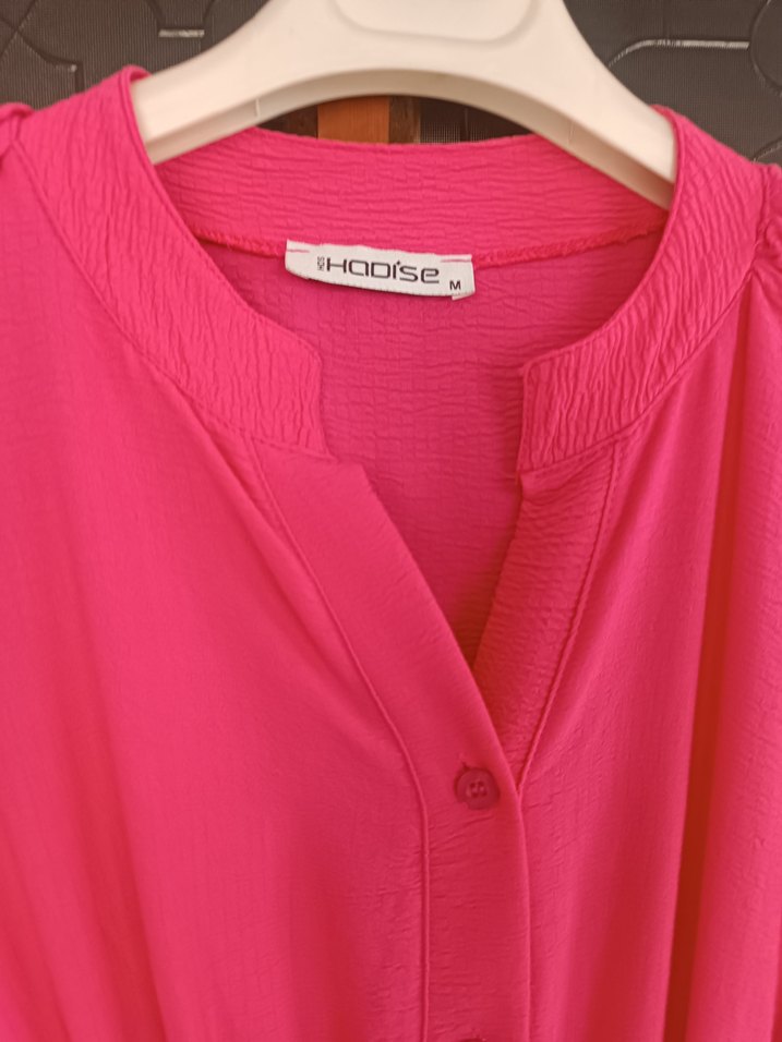 Pembe Düğmeli Uzun Kadın Elbise - Görsel 5