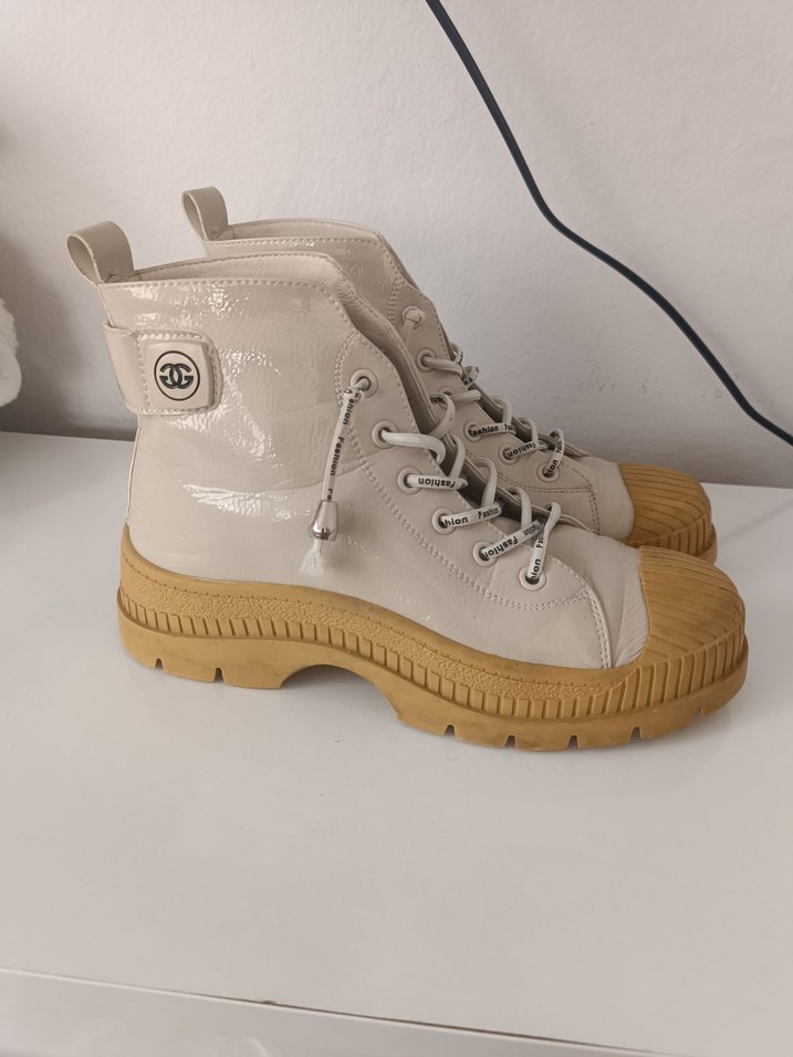 Bej Bağcıklı Kadın Günlük Dolgu Topuk Bot - Görsel 3