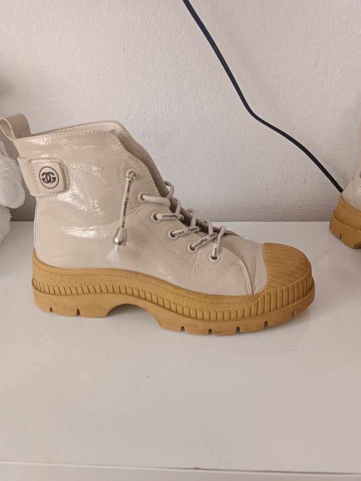 Bej Bağcıklı Kadın Günlük Dolgu Topuk Bot - Görsel 4