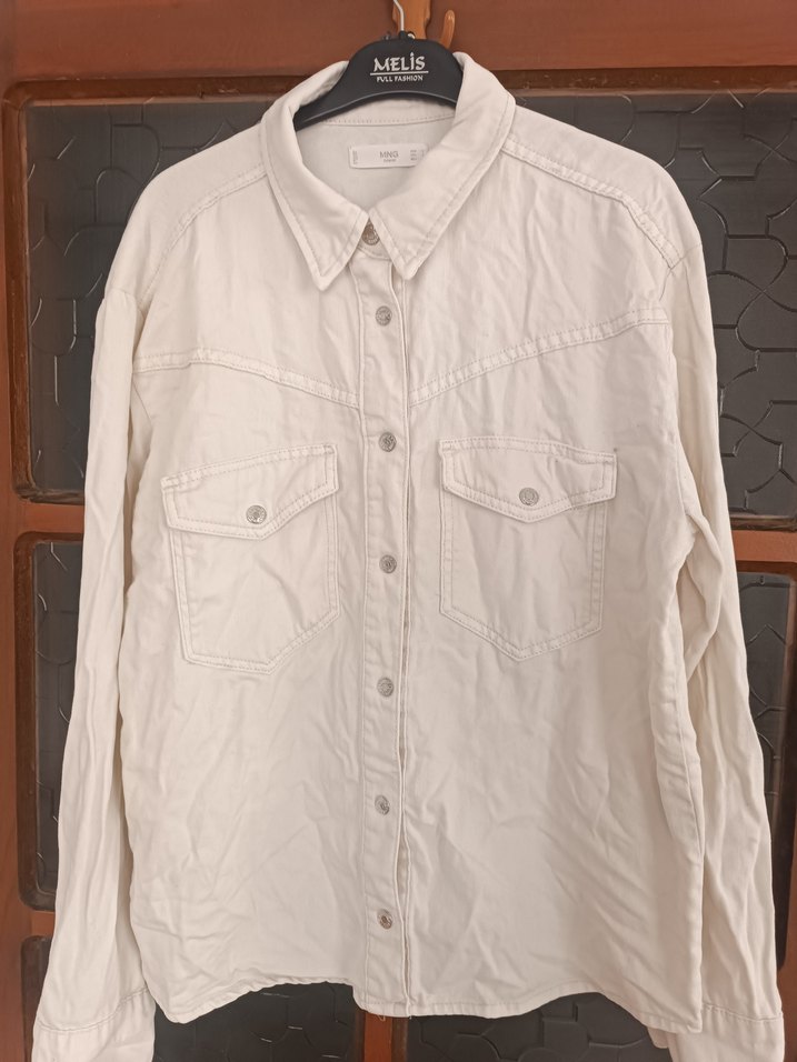 Düğmeli Beyaz Keten Kadın Gömlek - Görsel 2