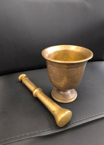 Diğer Diger Parlak Altın Renkli Vazo