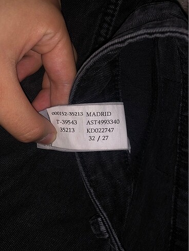 32 Beden Mavi jean