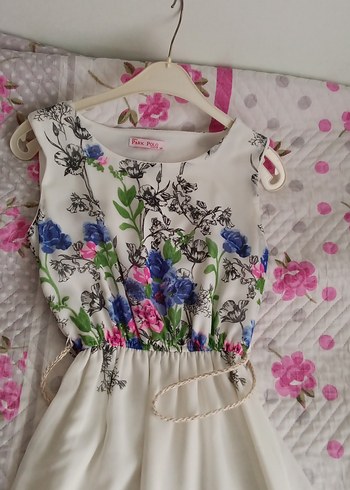 Çiçek Desenli Beyaz Uzun Elbise 
Beyaz uzun Elbise 
#kadıngiyim~ - Görsel 4