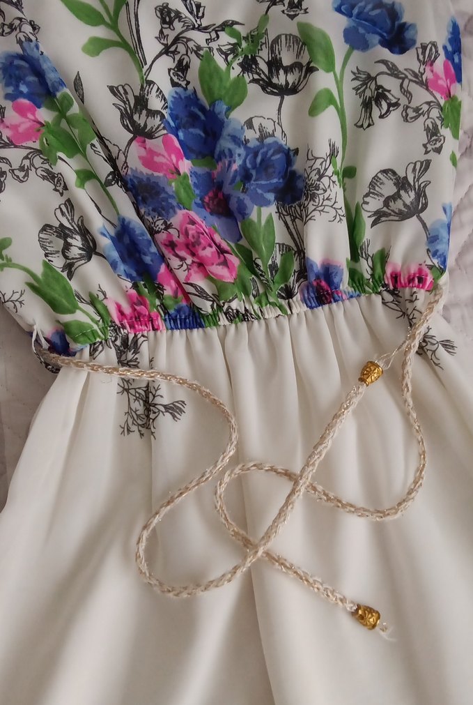 Çiçek Desenli Beyaz Uzun Elbise 
Beyaz uzun Elbise 
#kadıngiyim~ - Görsel 5