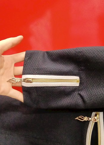 ~~ Lacivert Uzun Perdusü ~
#bayangiyim _#kadıngiyim_ #pardesü_~ - Görsel 4