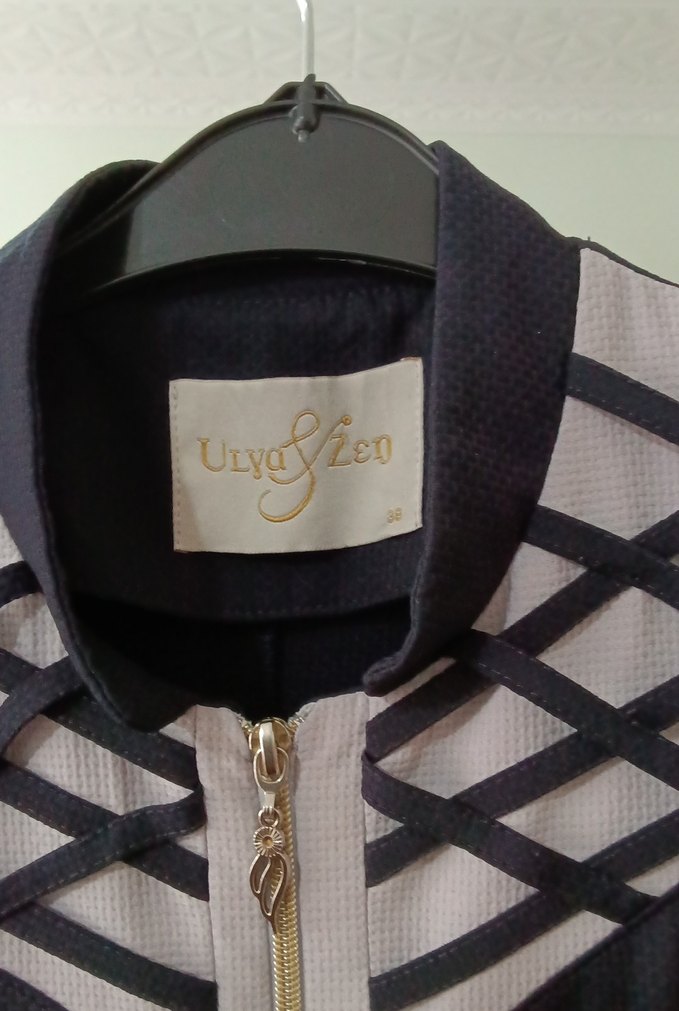 ~~ Lacivert Uzun Perdusü ~
#bayangiyim _#kadıngiyim_ #pardesü_~ - Görsel 5