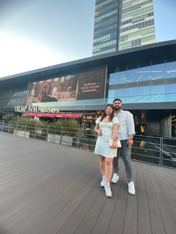 V Yaka Beyaz  Midi Elbise - Görsel 2