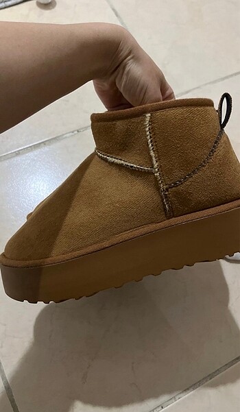 Ugg temiz giyildi