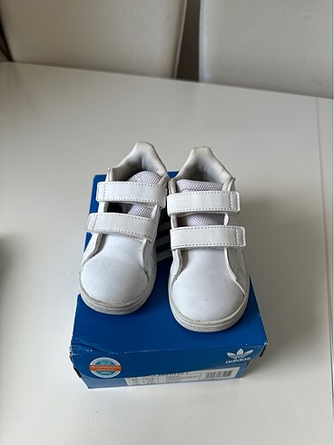 Adidas Adidas çocuk ayakkabı
