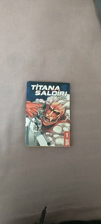 Titanya saldırı 1 ciltli