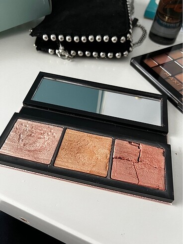 Beden Mac Highlighter paleti özel seri