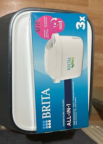  Beden Brita şu sebili ve 3 lü yedek filtre