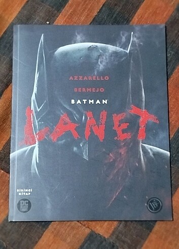 Batman, Lanet, Birinci kitap, DC