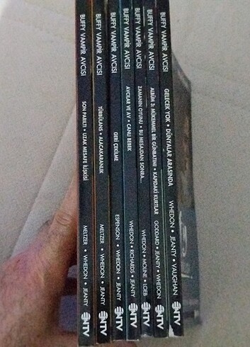  Beden Buffy vampir avcısı albüm 2,3,4,5,6,7,8, NTV yayınları, 7 kitap