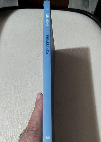  Beden Esrarlı Ada - Jules Verne