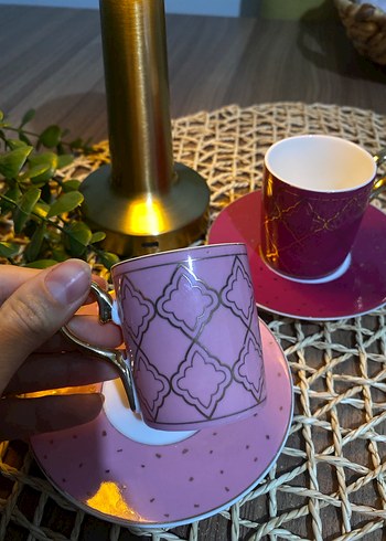 Pembe Desenli 2'li Kahve Fincanı ve Tabağı - Görsel 4