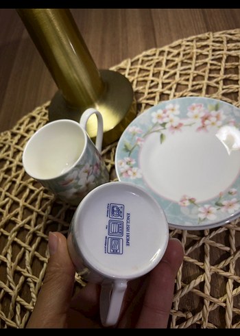 Pastel Desenli Beyaz Kahve Fincanı ve Tabağı Seti - Görsel 4