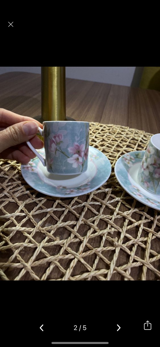 Pastel Desenli Beyaz Kahve Fincanı ve Tabağı Seti - Görsel 2