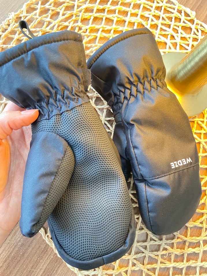 Siyah Erkek Çocuk Eldiveni Velcro - Görsel 2