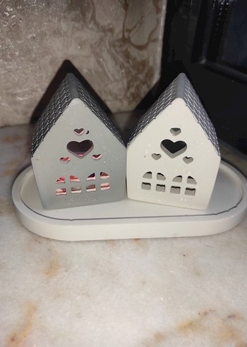 Kalp Desenli Beyaz Mumluk Ev Şekli - Görsel 4