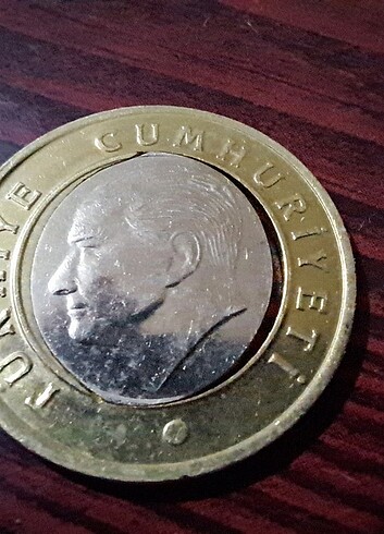 Hatalı bir lira