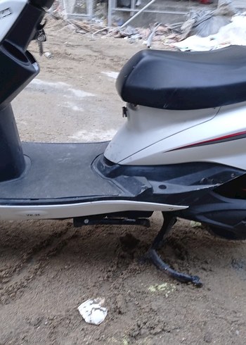 yuki luna  rk 35 elektrik li motor. 125 cc benzinli Le takas - Görsel 3