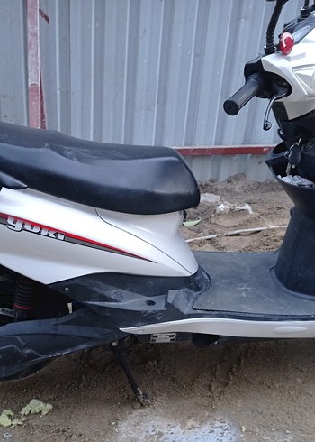 yuki luna  rk 35 elektrik li motor. 125 cc benzinli Le takas - Görsel 4