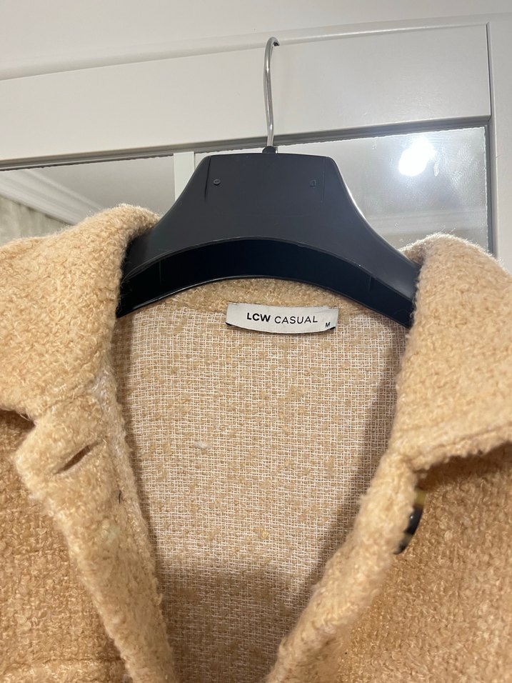 Bej Düğmeli Kadın Midi Ceket - Görsel 3