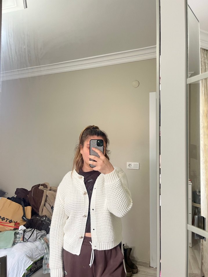 Beyaz Örgü Kadın Hırka - Görsel 3