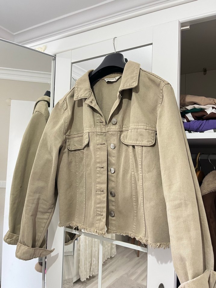 Bej Düğmeli Kadın Kot Ceket - Görsel 3