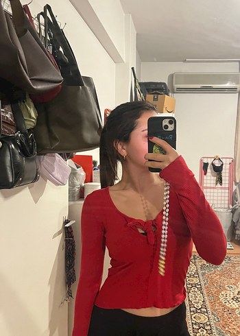 Kırmızı V Yaka Uzun Kollu Kadın Triko - Görsel 3