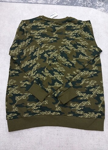 11-12 Yaş Beden Lcw sweatshirt