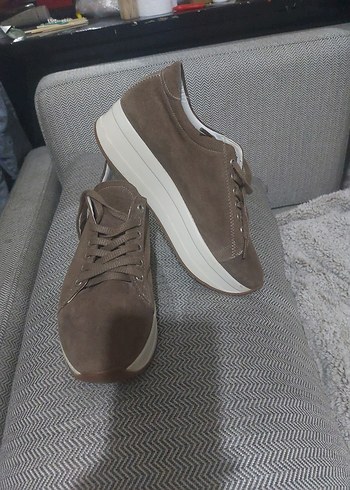 İNCİ marka Bej Süet Platform Topuklu Kadın Spor Ayakkabı - Görsel 5