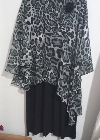 Abiye Gri Leopar Desenli midi elbise