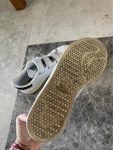37,5 Beden beyaz Renk Stan Smith cirt cirtlí