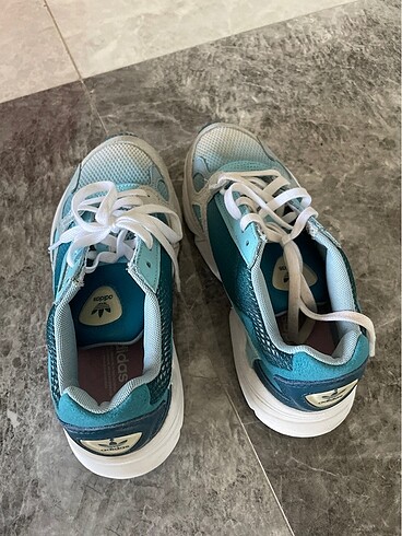 36,5 Beden Adidas Torsion modeli Mavi