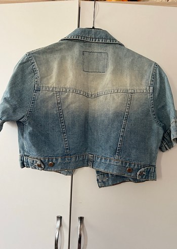 Kısa Kollu Düğmeli Kadın Kot Ceket - Görsel 2